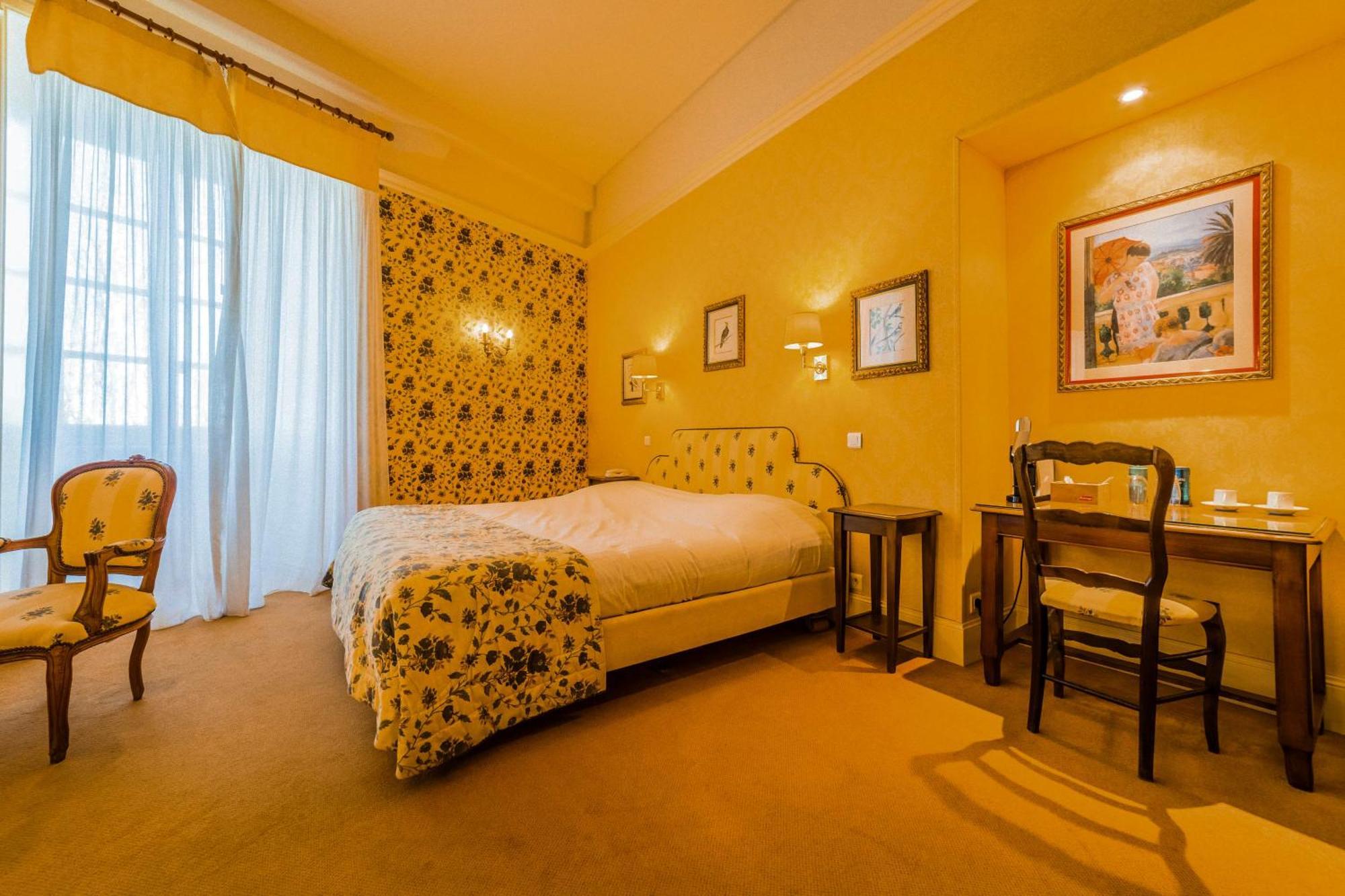 Chateau De Castel Novel Boutique Hotel Varetz Exterior foto